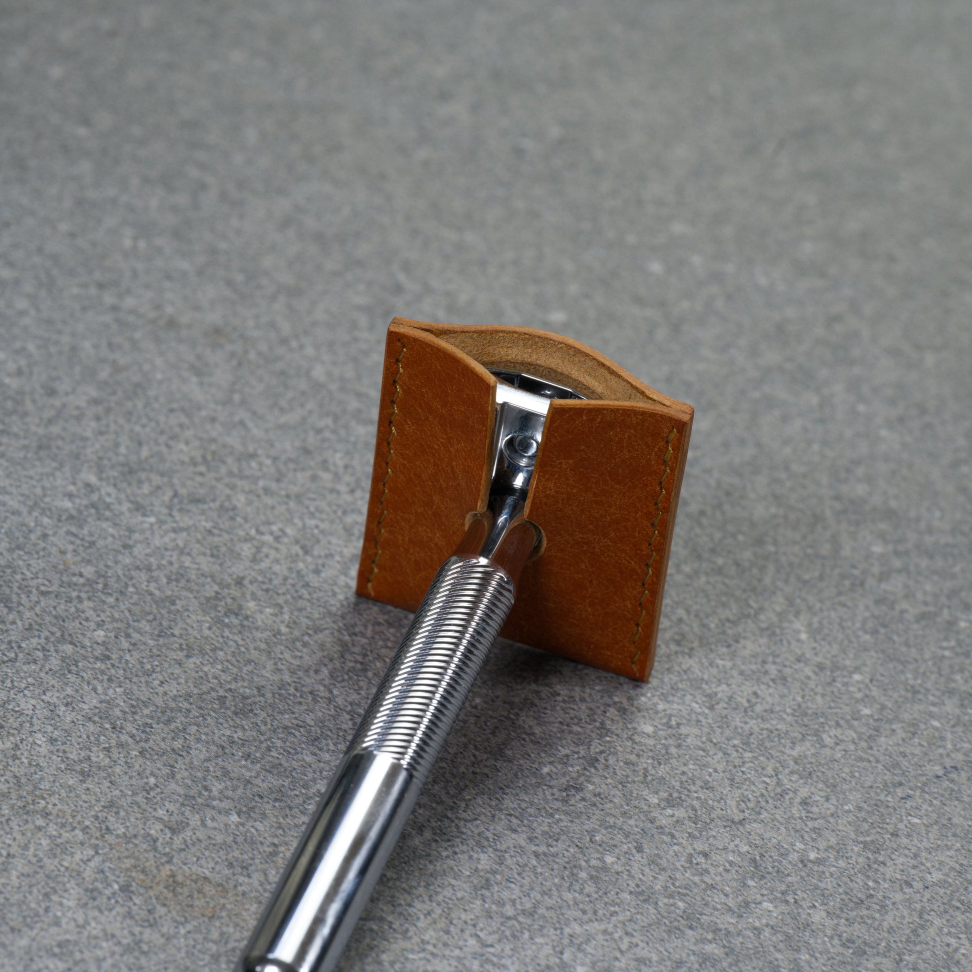 Open View of Double Edge Razor Leather Sheath